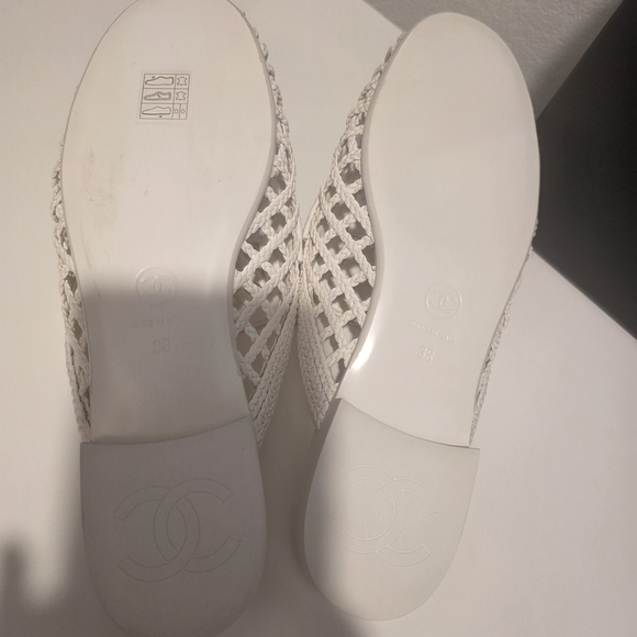 Chanel White Mules 2026  NEW - Picture 12 of 15